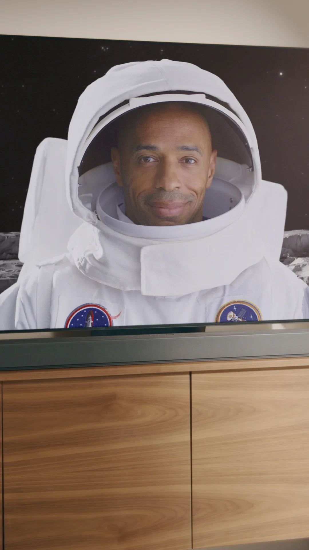 Thierry Henry as an astronaut on a Samsung TV screen